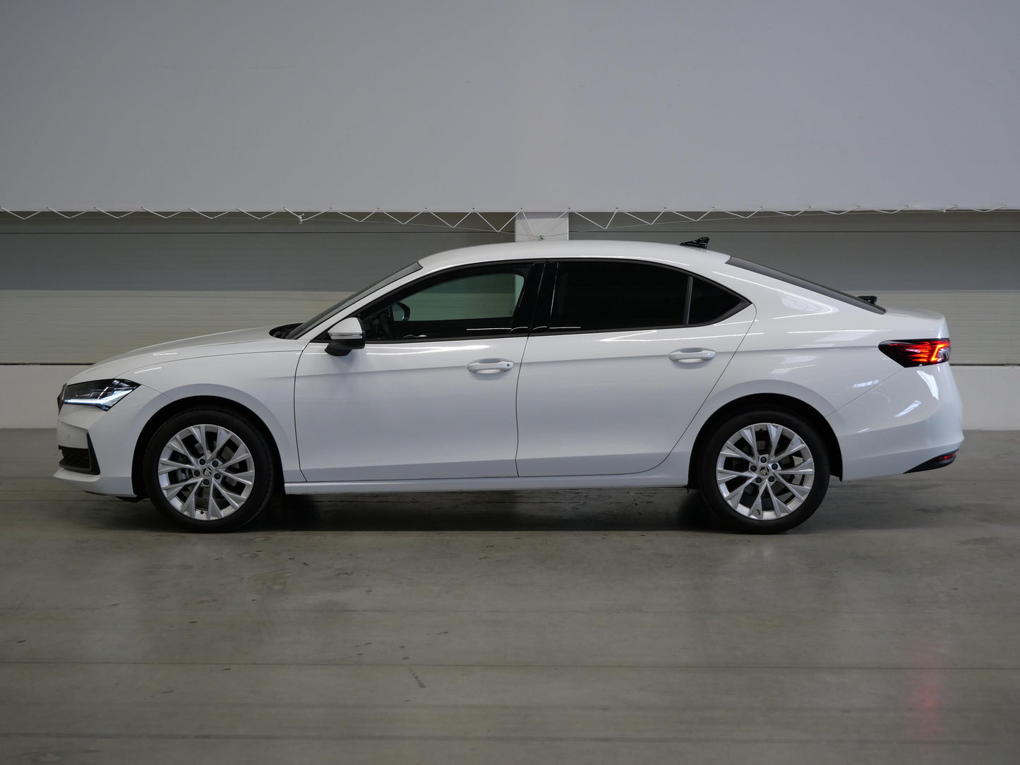 Škoda Superb 2.0 TDI 110 kW DSG Selection