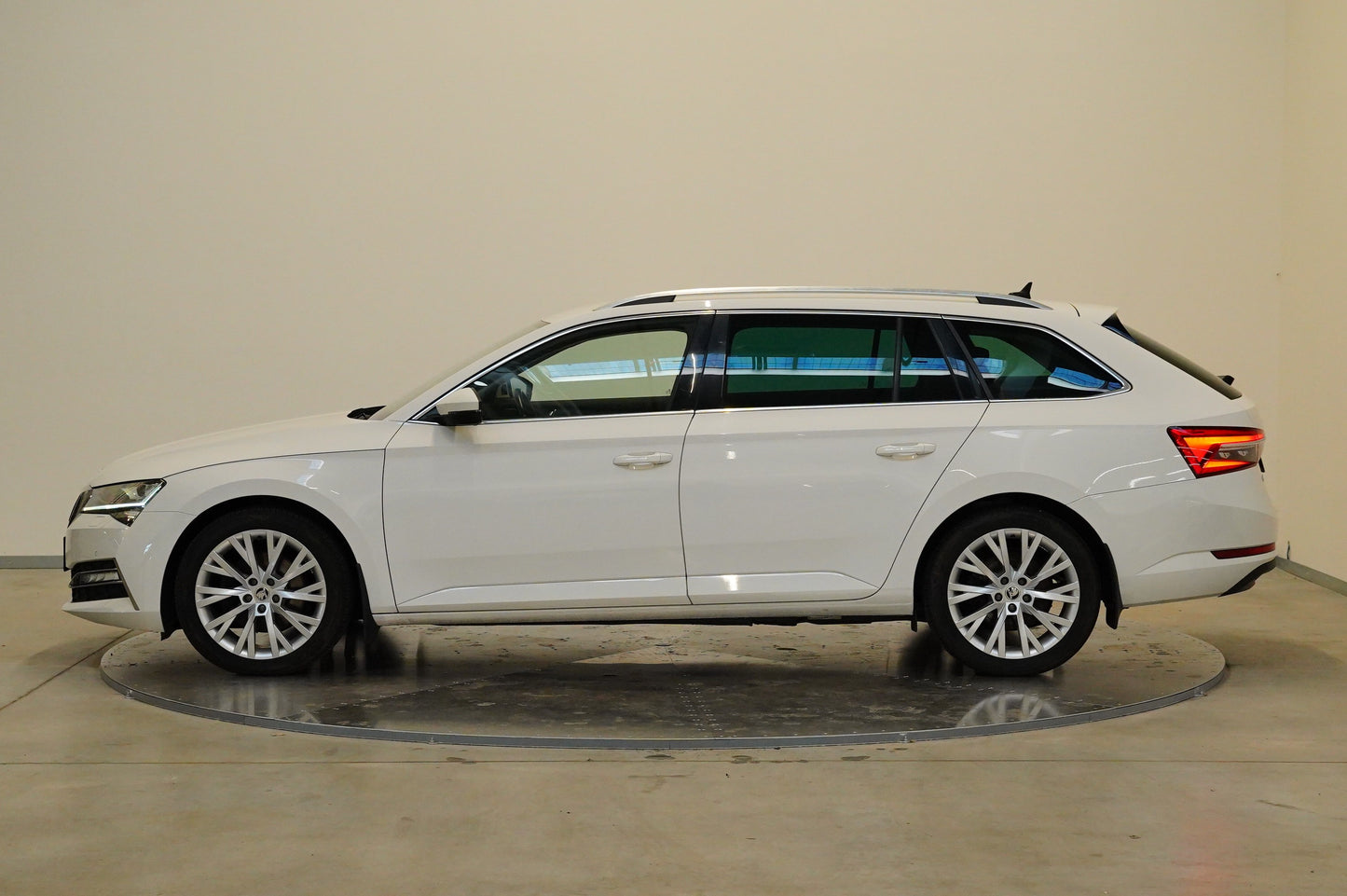Škoda Superb 1.4 TSI iV 115 kW Style