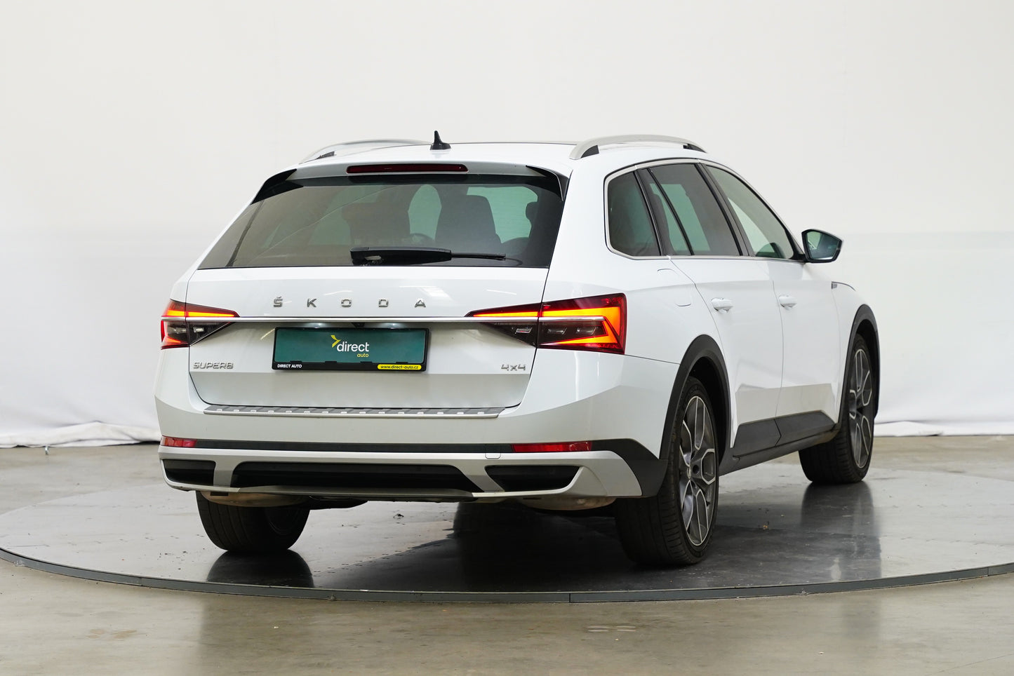 Škoda Superb 2.0 TSI 200 kW Scout