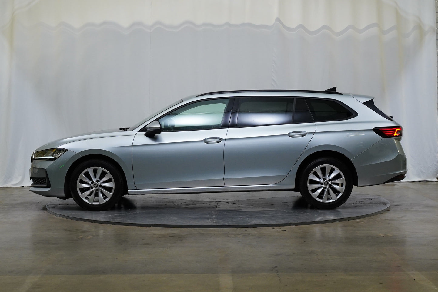Škoda Superb 2.0 TDI 110 kW Selection