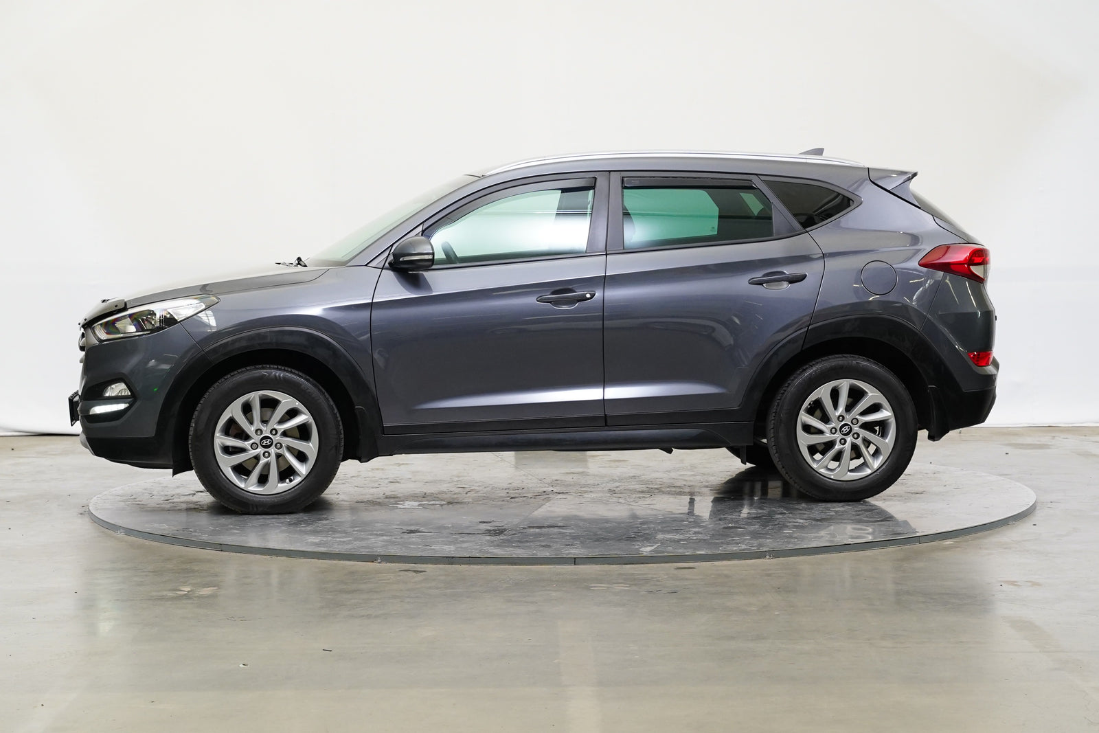 Hyundai Tucson 1.7 CRDI 85 kW – foto 3