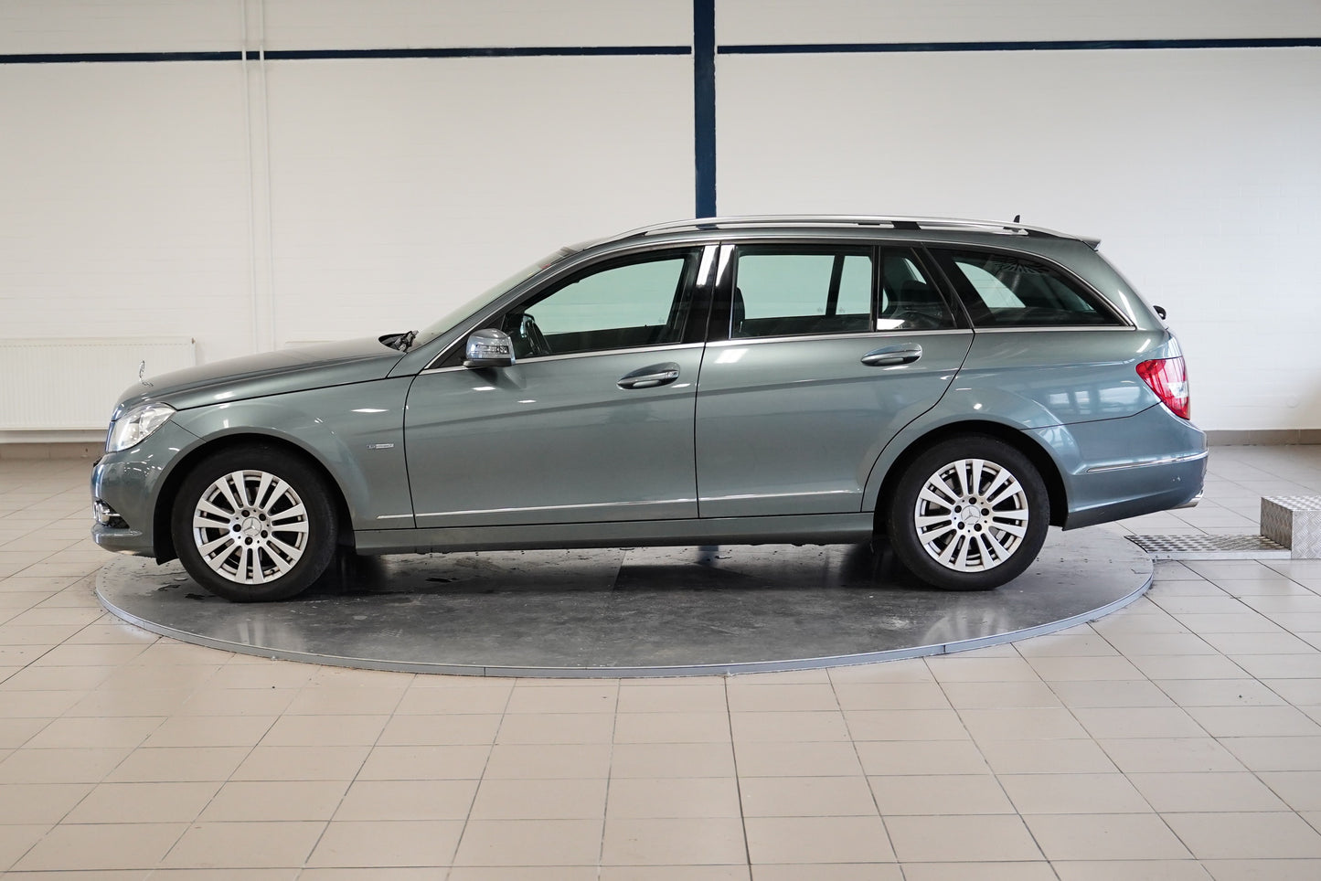 Mercedes-Benz Třídy C 220 CDI-T 125 kW Elegance