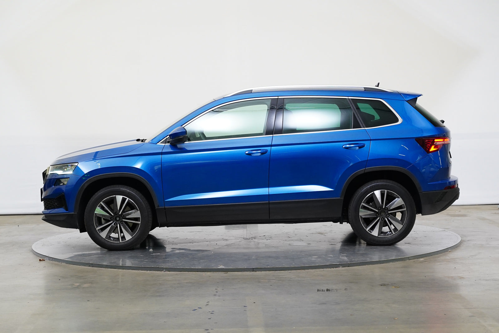 Škoda Karoq 1.5 TSI 110 kW Top Selection – foto 3