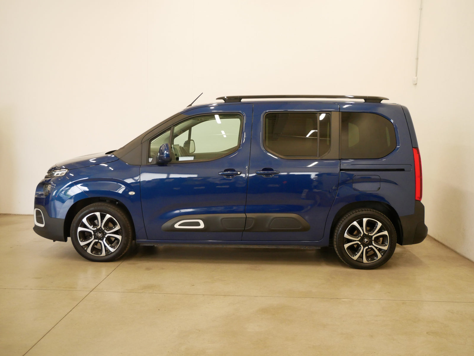Citroën Berlingo 1.5 e-HDI 96kW – foto 3