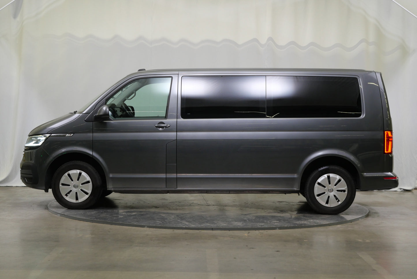 Volkswagen Caravelle 2.0 TDI 110kW Comfortline Long
