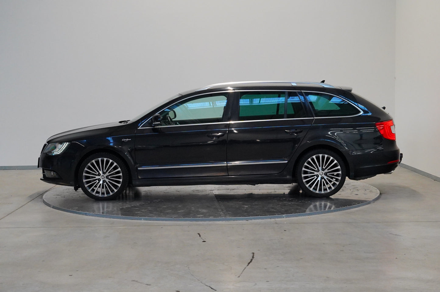 Škoda Superb 2.0 TDI 125 kW DSG L&K