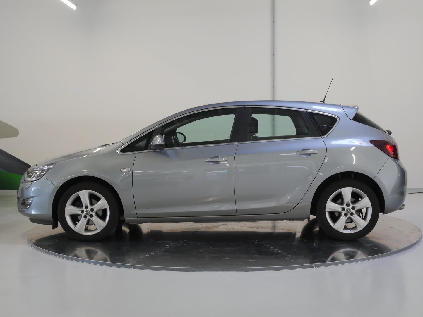 Opel Astra 1.4 i Turbo 103 kW