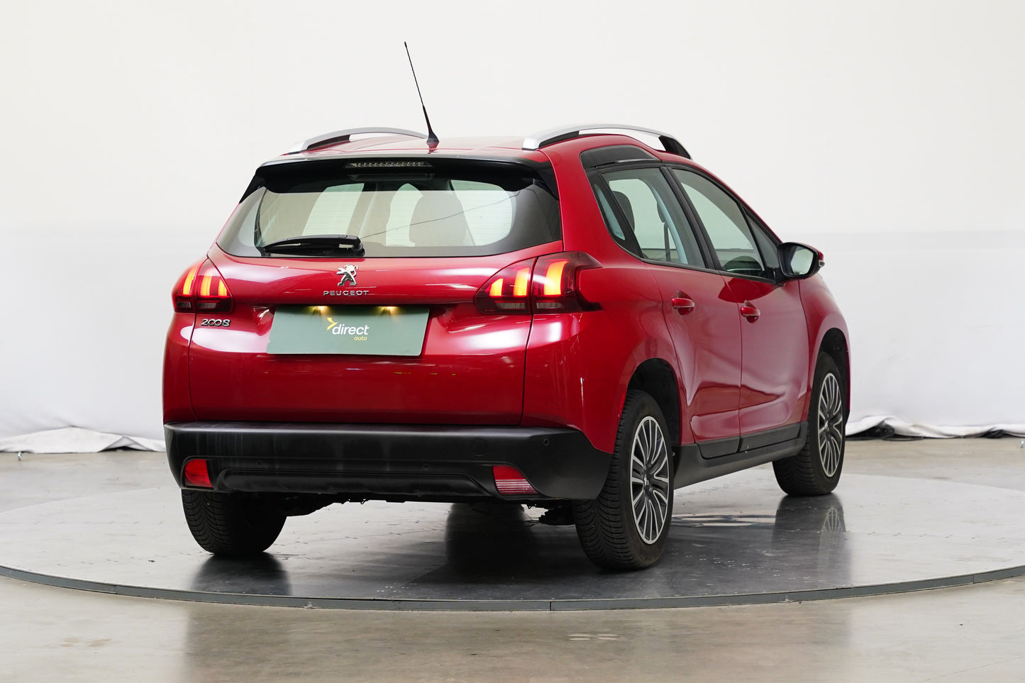 Peugeot 2008 1.2 PureTech 61 kW