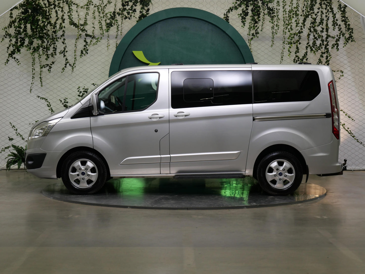Ford Tourneo Custom 2.0 TDCi 125 kW L1 Titanium