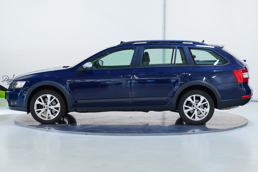 Škoda Octavia 2.0 TDI 135 kW SCOUT – foto 3