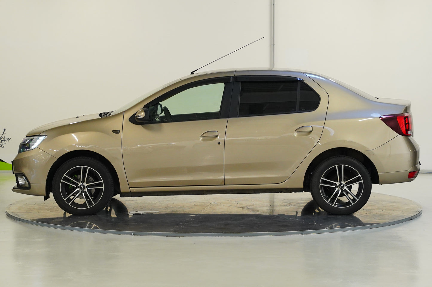 Dacia Logan 1.0 SCe 54 kW