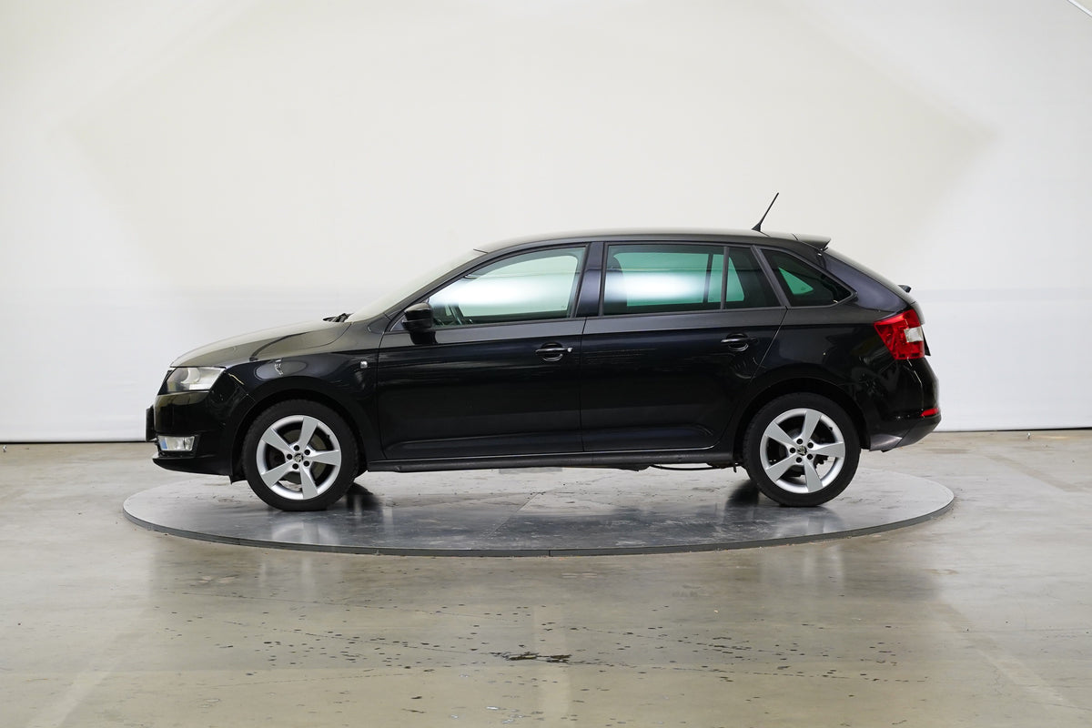 Škoda Rapid 1.6 TDI 77 kW Elegance