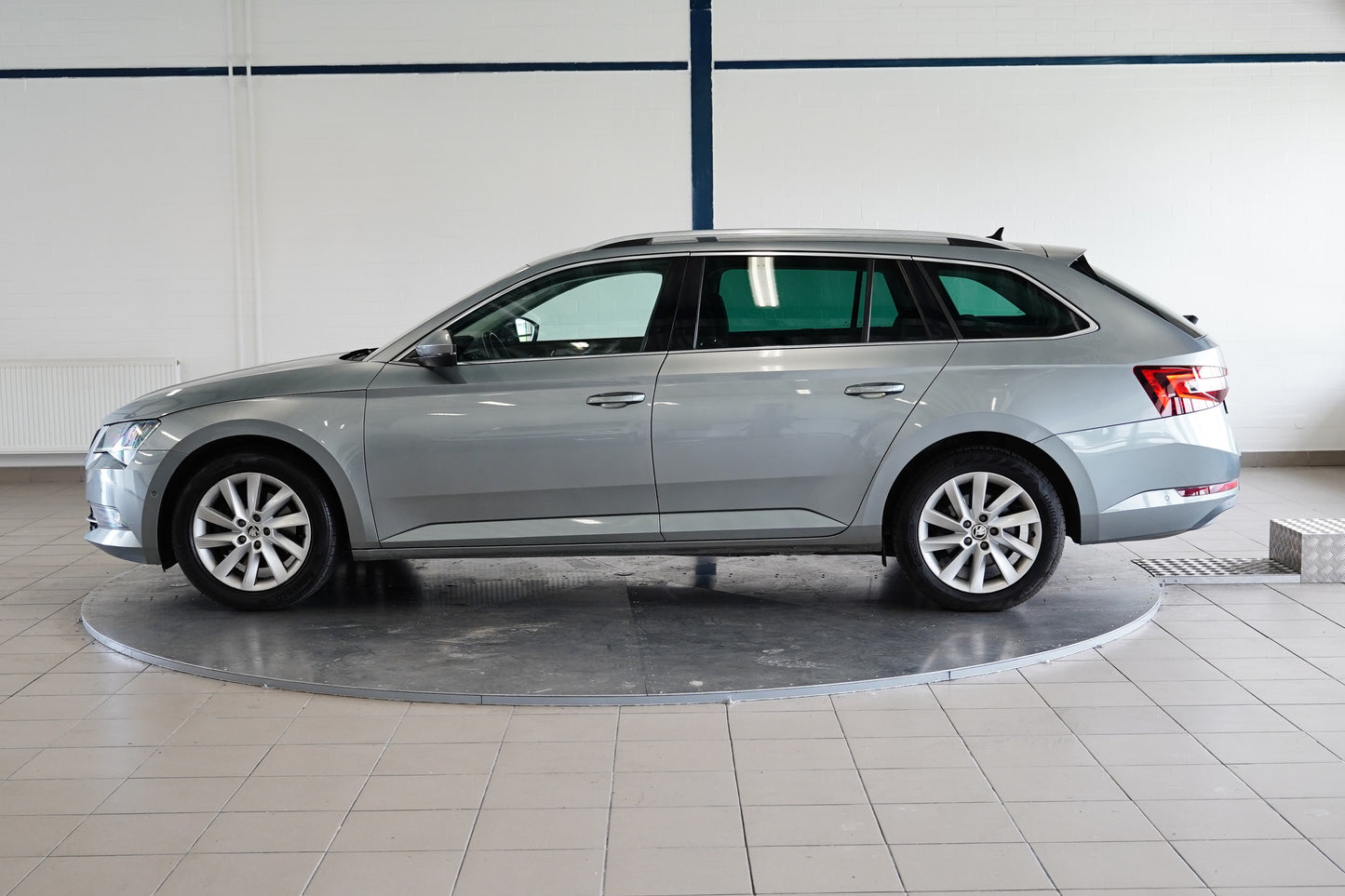 Škoda Superb 1.6 TDI 88 kW DSG Style
