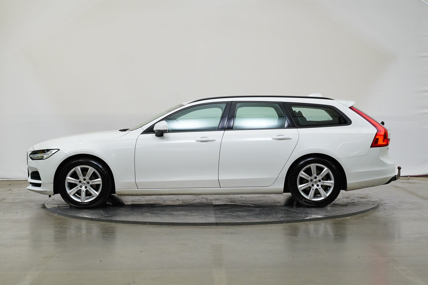 Volvo V90 2.0 D3 110 kW Kinetic