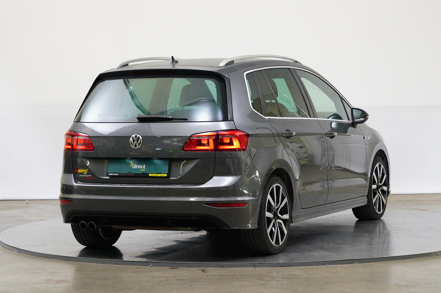 Volkswagen Golf 1.4 TSI 110 kW DSG R line