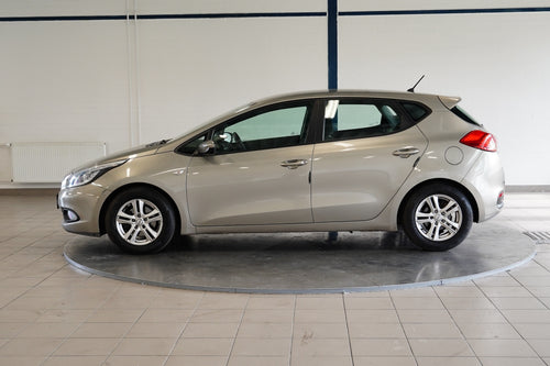 Kia Ceed 1.6 GDI 99 kW – foto 3