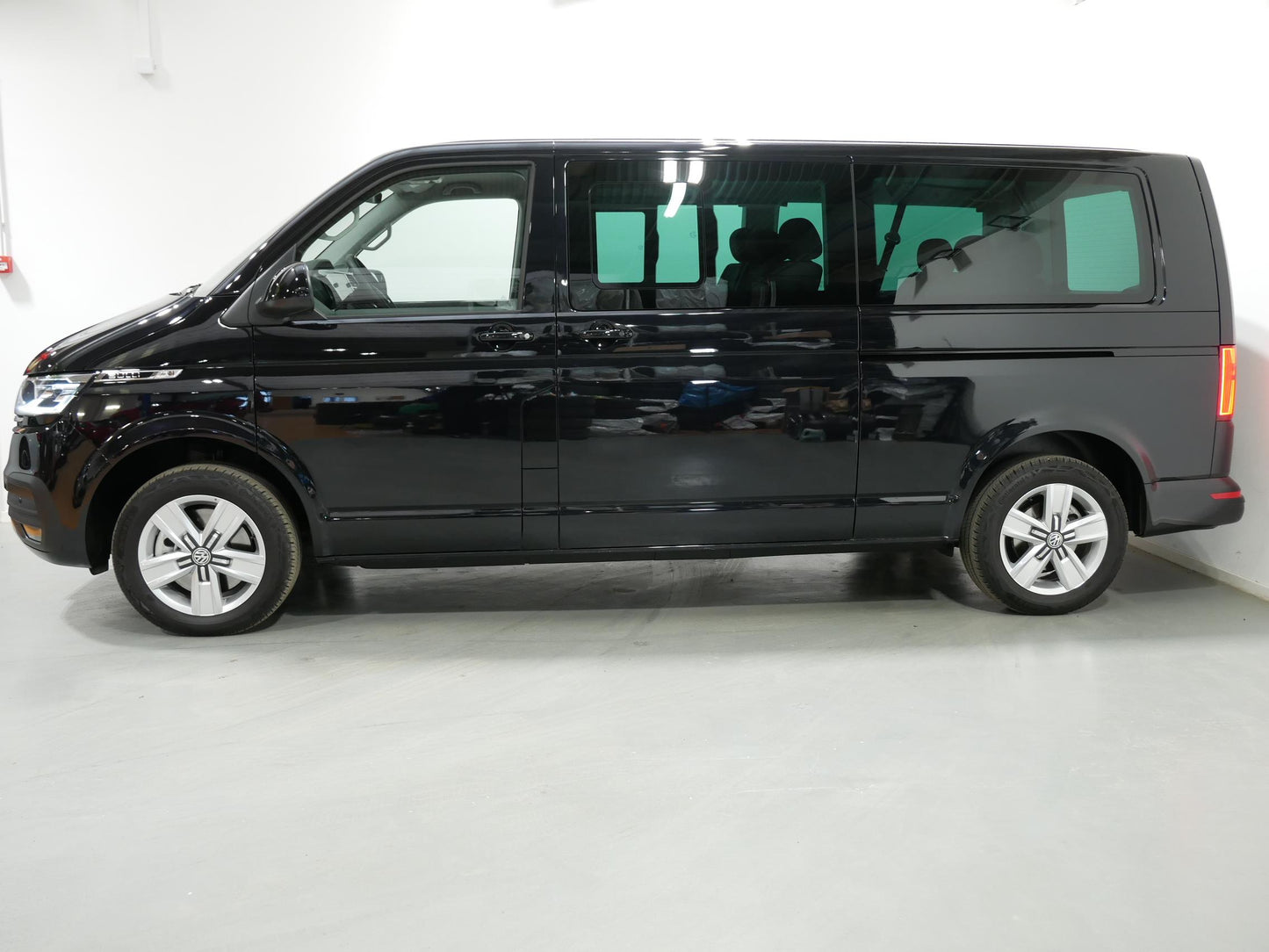 Volkswagen Caravelle 2.0 TDI 150 kW DSG Bulli Long