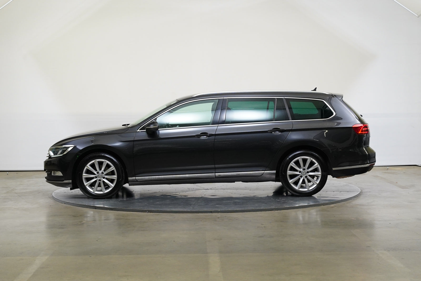 Volkswagen Passat 2.0 TDI 140 kW 4x4 Highline – foto 3
