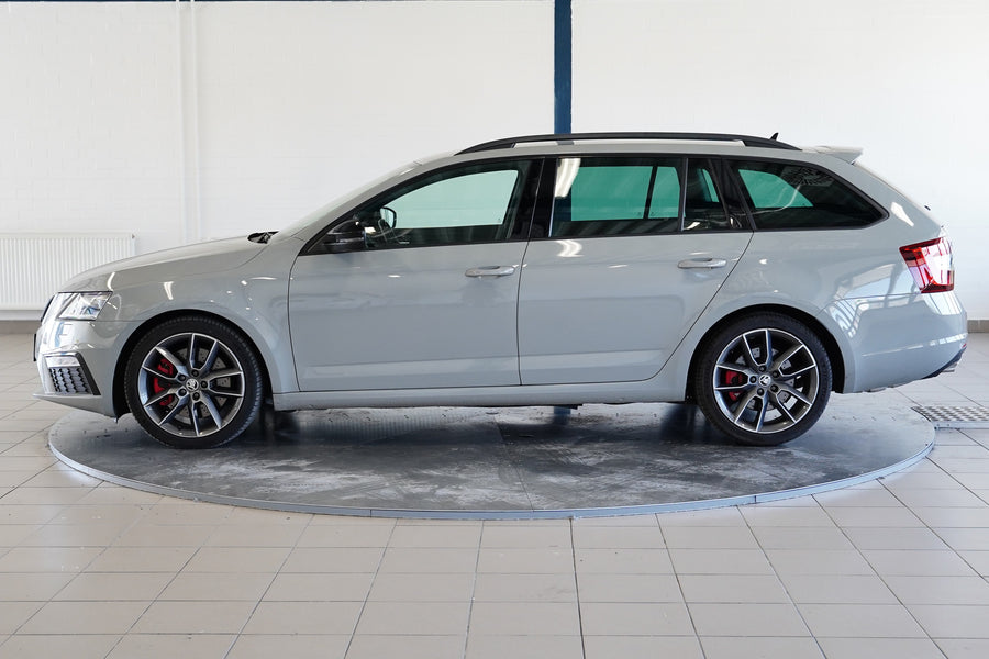 Škoda Octavia 2.0 TSI 180 kW RS – foto 3