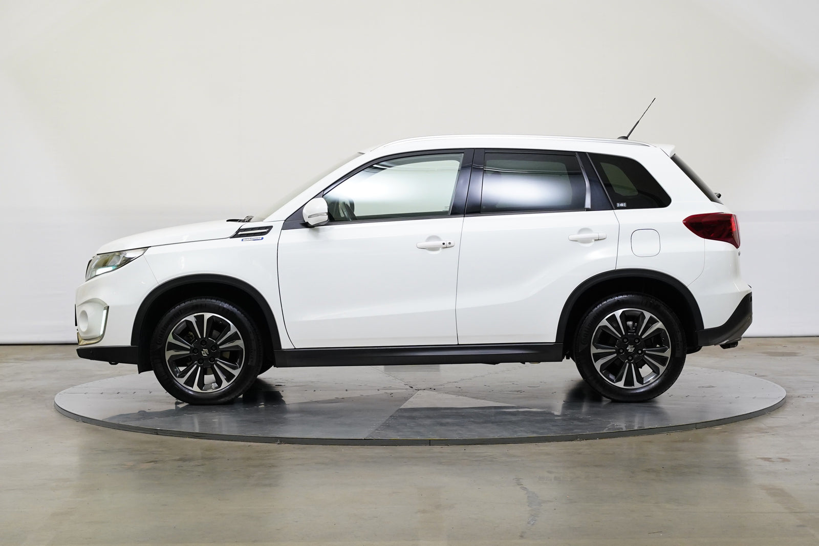 Suzuki Vitara 1.4BoosterJet 95kW 4x4 Comfort – foto 3