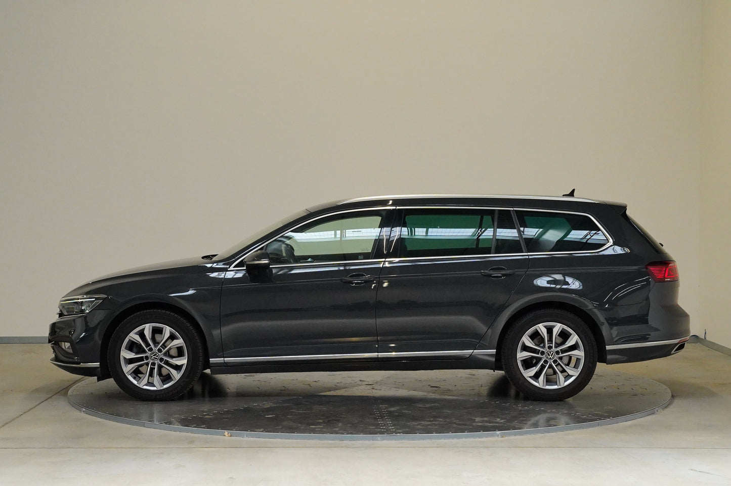 Volkswagen Passat 2.0 TDI 110 kW DSG Elegance