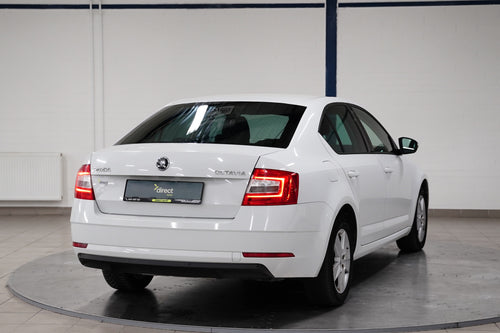 Škoda Octavia 1.6 TDI 85 kW Ambition Plus – foto 3