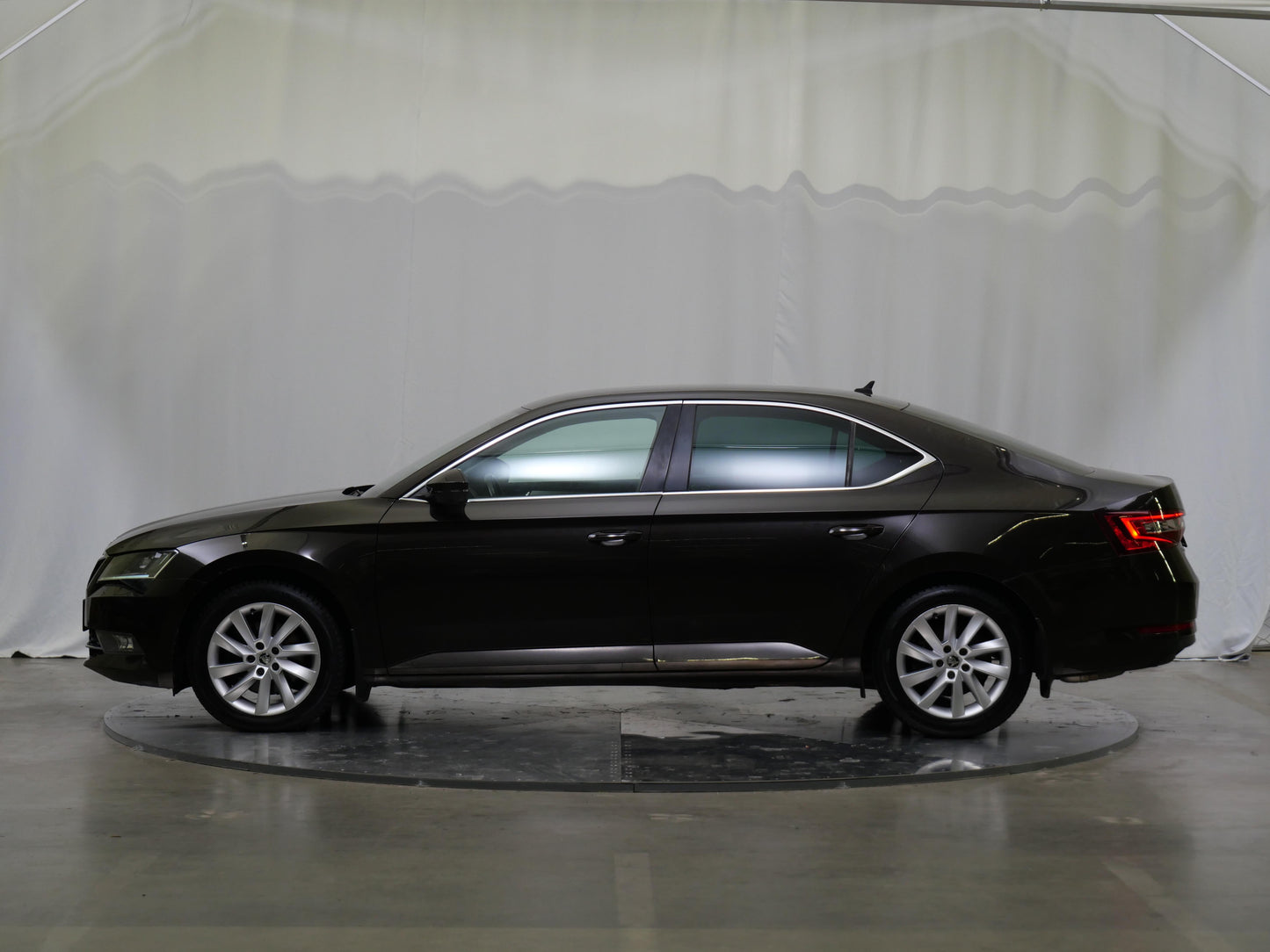 Škoda Superb 1.8 TSI 132 kW Ambition