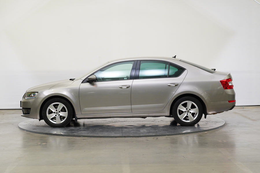 Škoda Octavia 1.8 TSI 132 kW DSG Style – foto 3