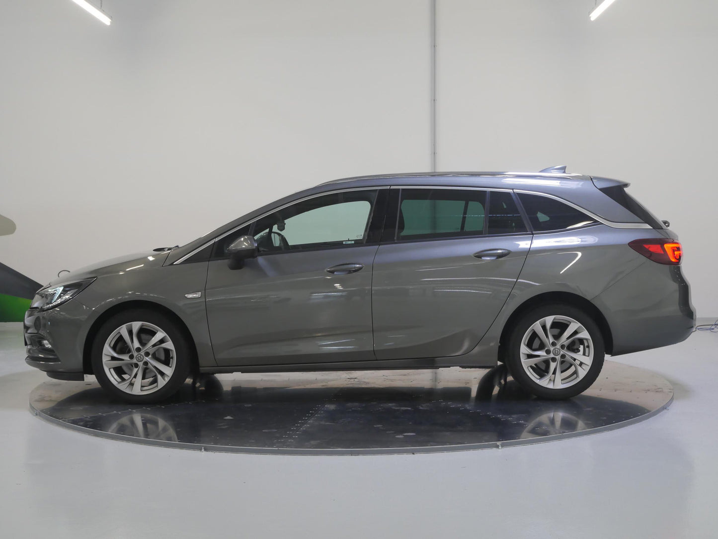 Opel Astra 1.6 CDTI 100 kW Sports Tourer