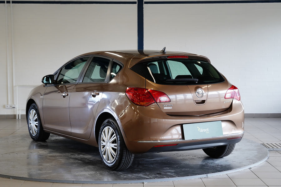 Opel Astra 1.4 T 88kW – foto 3