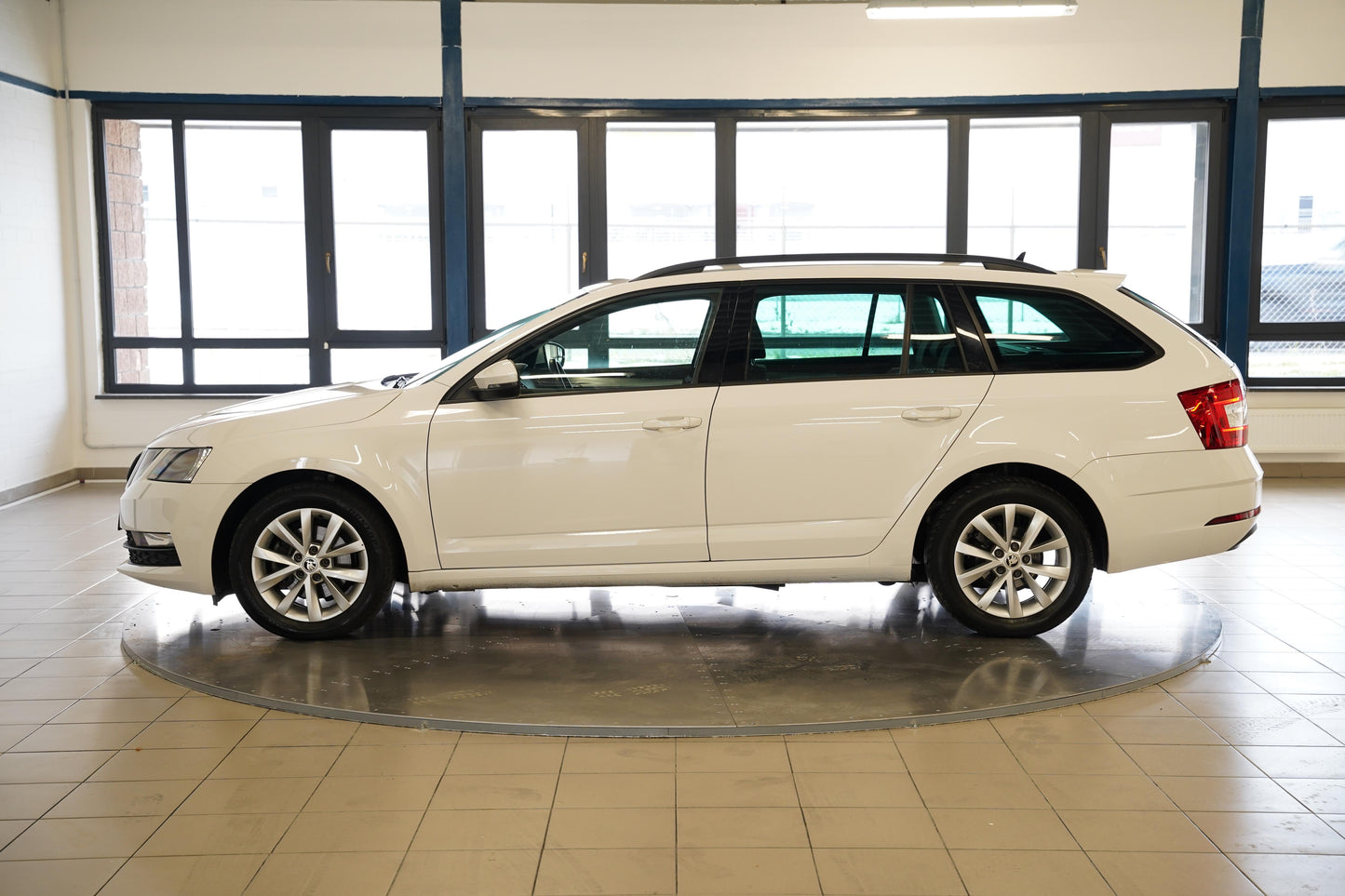 Škoda Octavia Combi 1.0 TSI 85 kW AmbTour