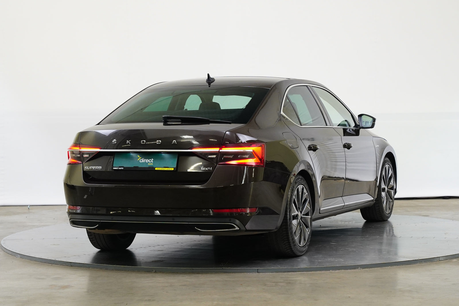 Škoda Superb 2.0 TDI 147 kW – foto 3
