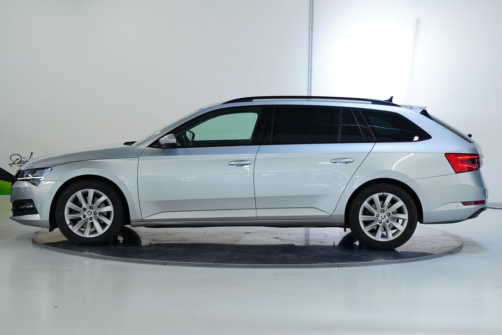 Škoda Superb 2.0 TDI 110 kW Style DSG – foto 3