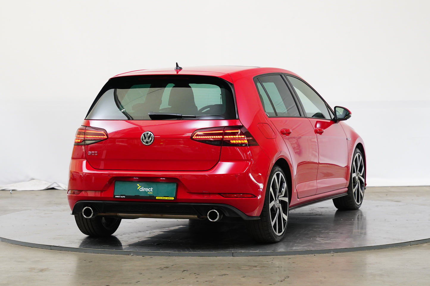 Volkswagen Golf 2.0 TSI 180 kW GTI Performance