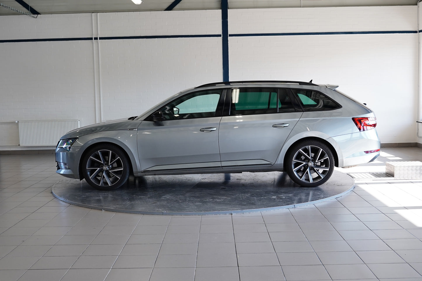 Škoda Superb 2.0 TDI 140 kW DSG 4x4