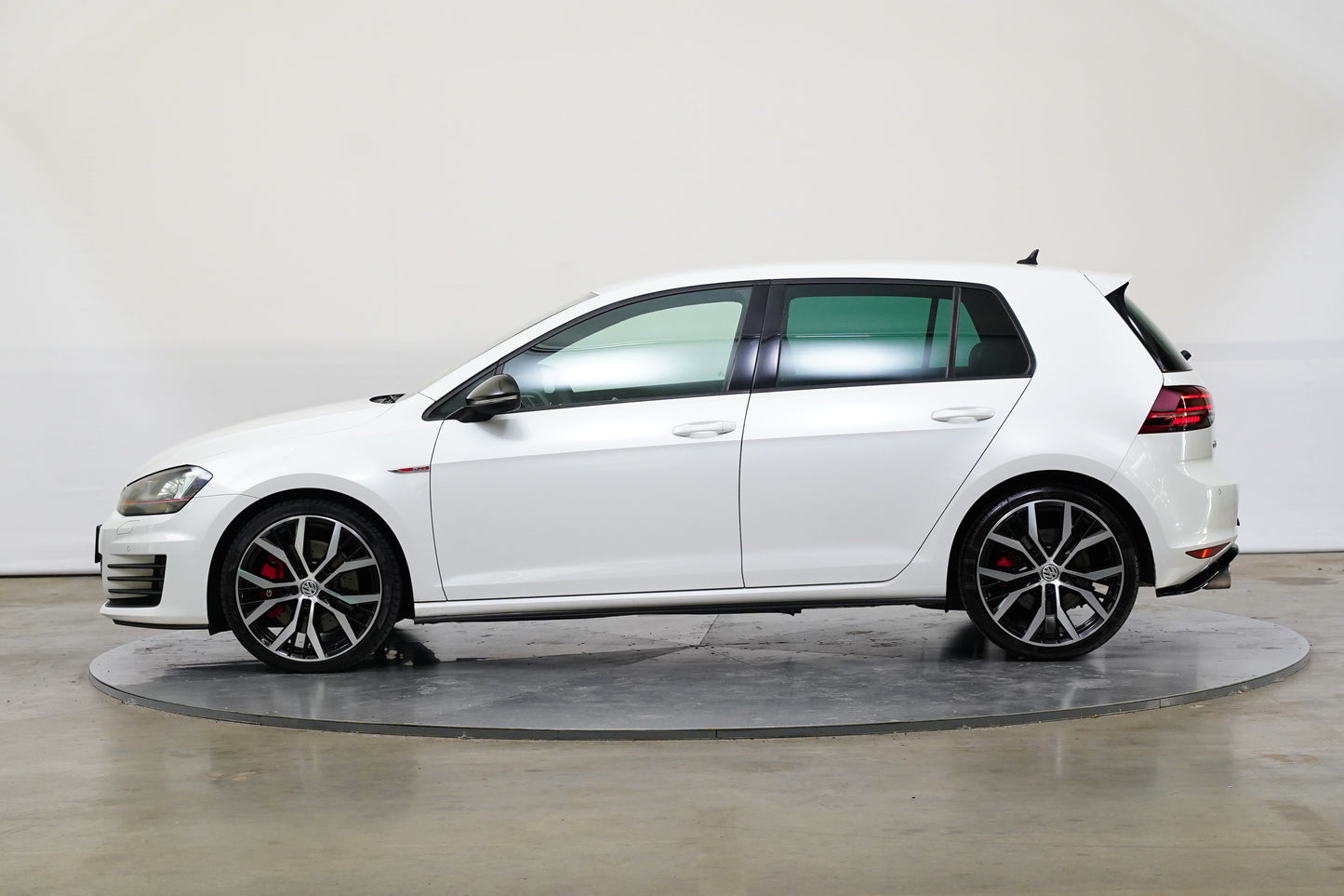 Volkswagen Golf 2.0TFSI 169 kW GTI Performance