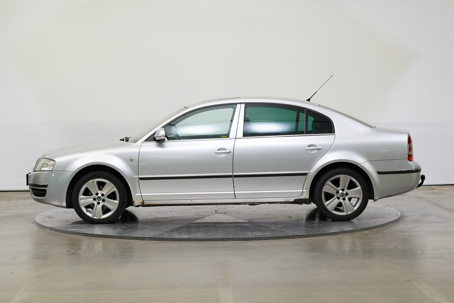 Škoda Superb 2.0 TDI 103 kW Elegance Top