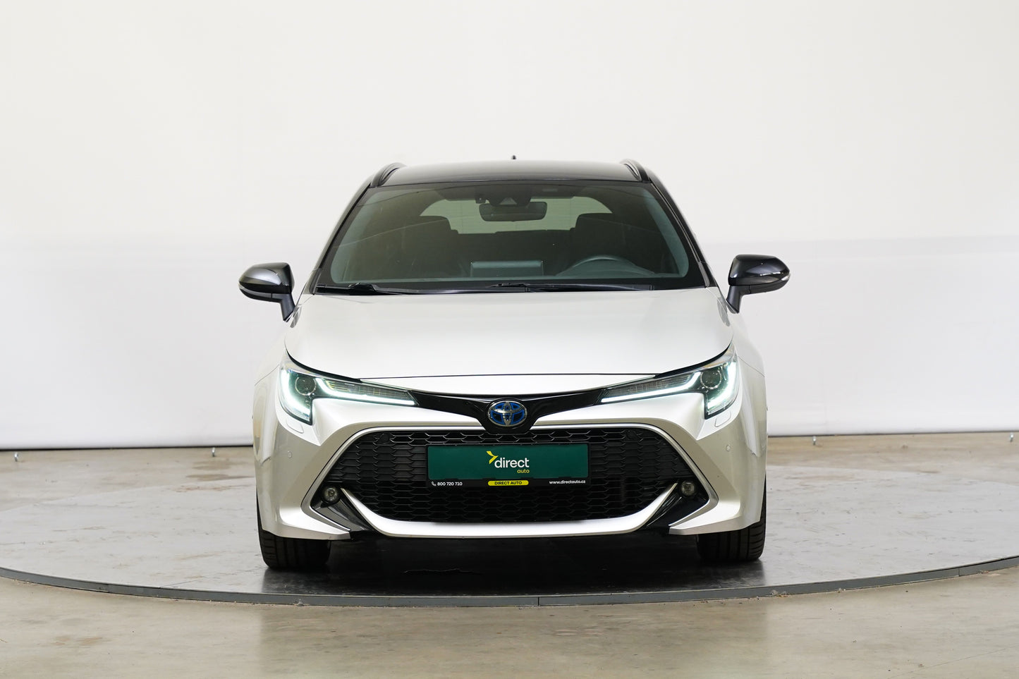 Toyota Corolla 2.0 HEV e-CVT 112 kW Selection