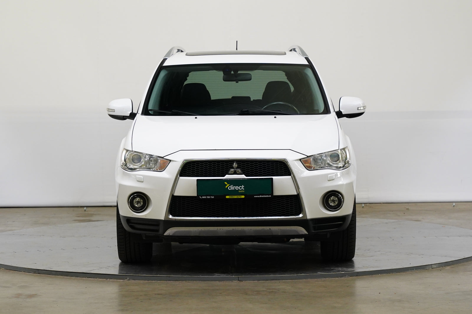 Mitsubishi Outlander 2.2 DI-D 115 kW 4x4 – foto 4