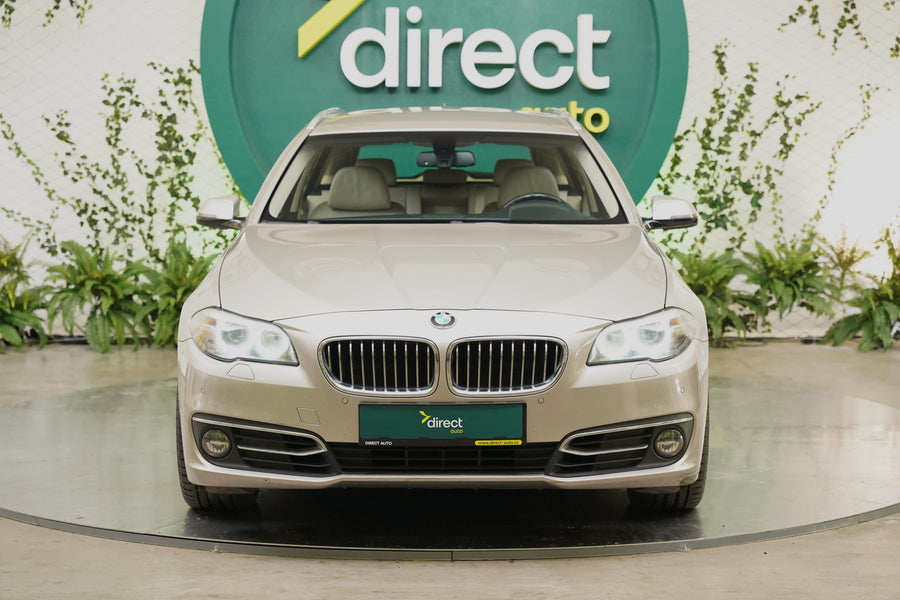 BMW Řada 5 530d 190 kW xDrive Luxury Line – foto 4