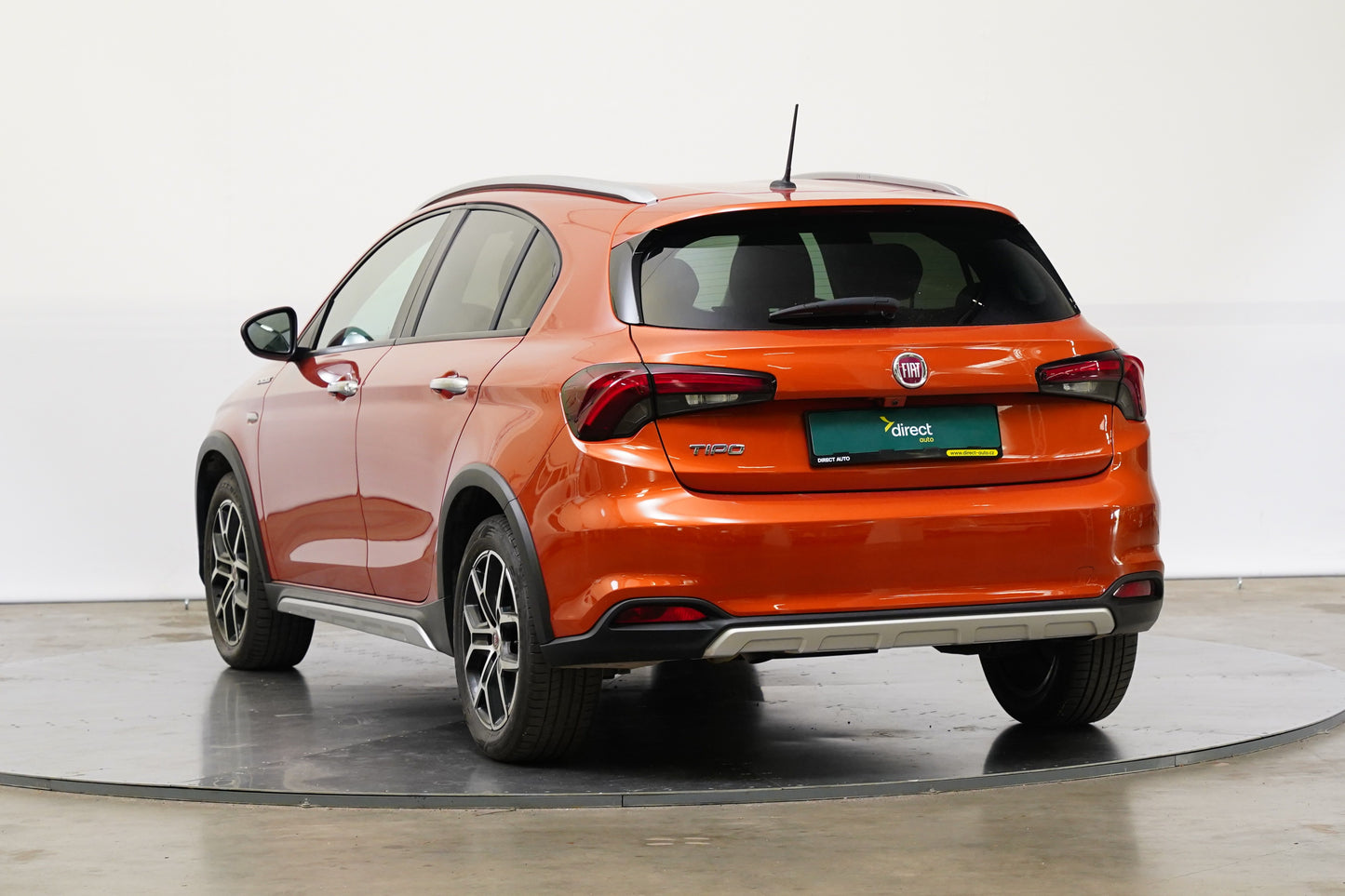 Fiat Tipo 1.6 MultiJet 96 kW HB CROSS