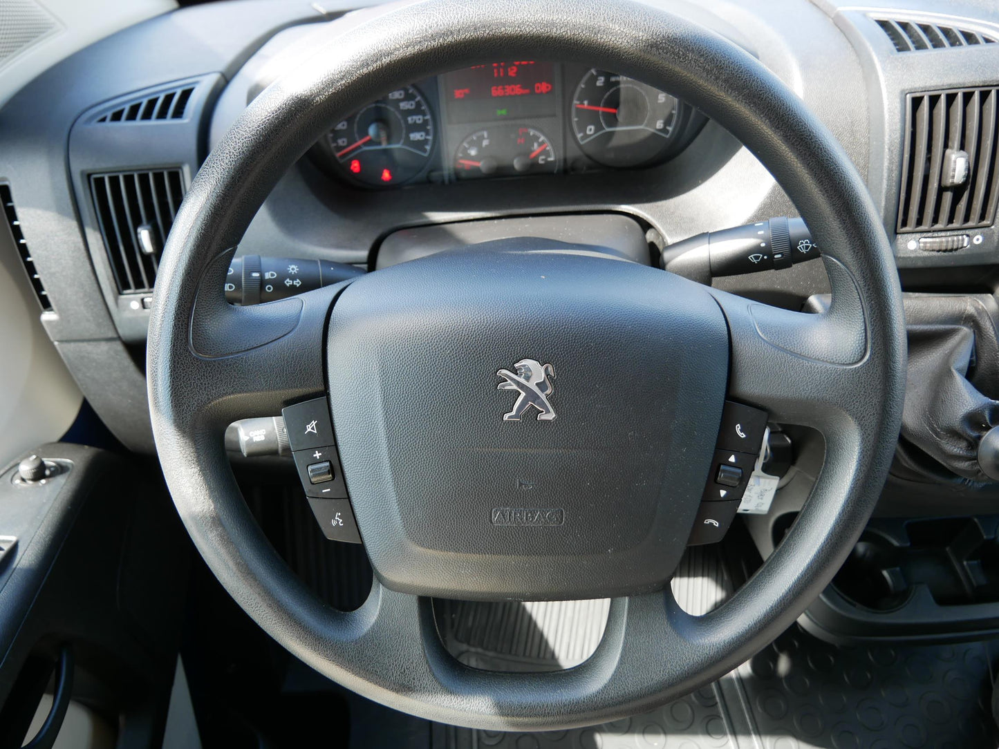 Peugeot Boxer 2.0 HDI 120 kW L2H2