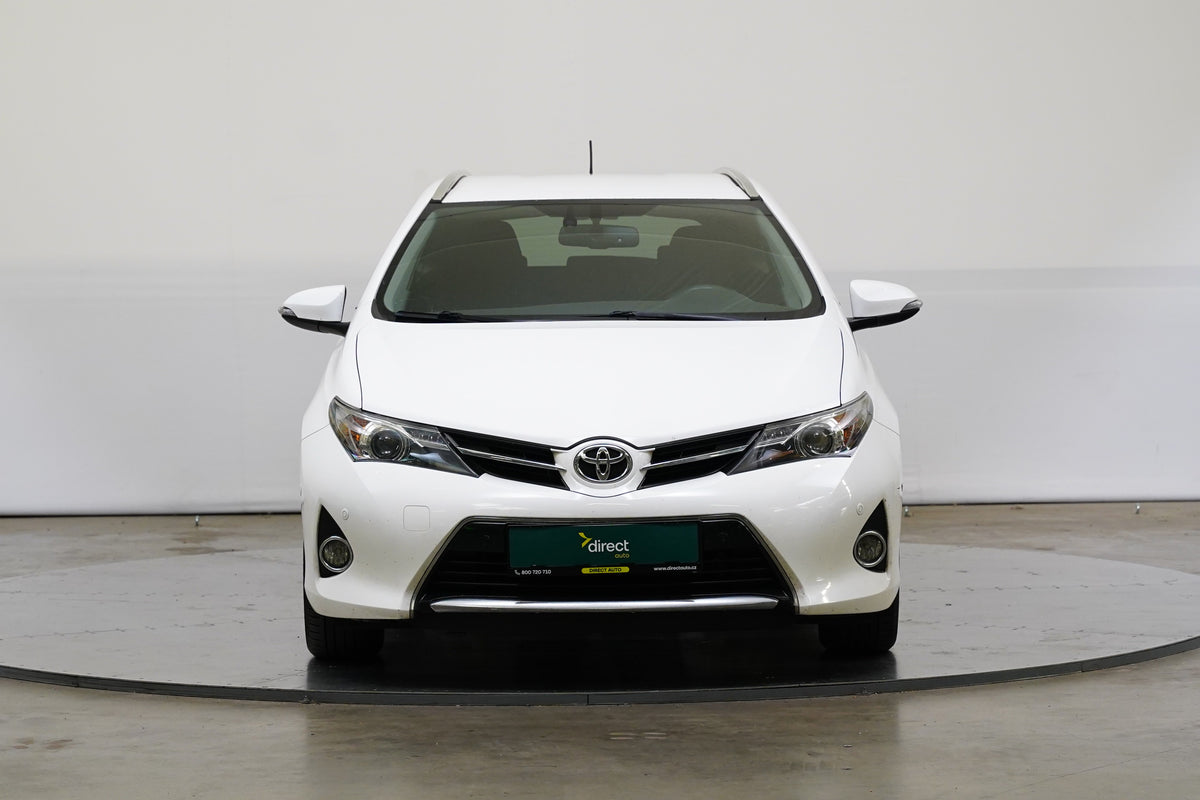 Toyota Auris 1.6i 97 kW Valvematic