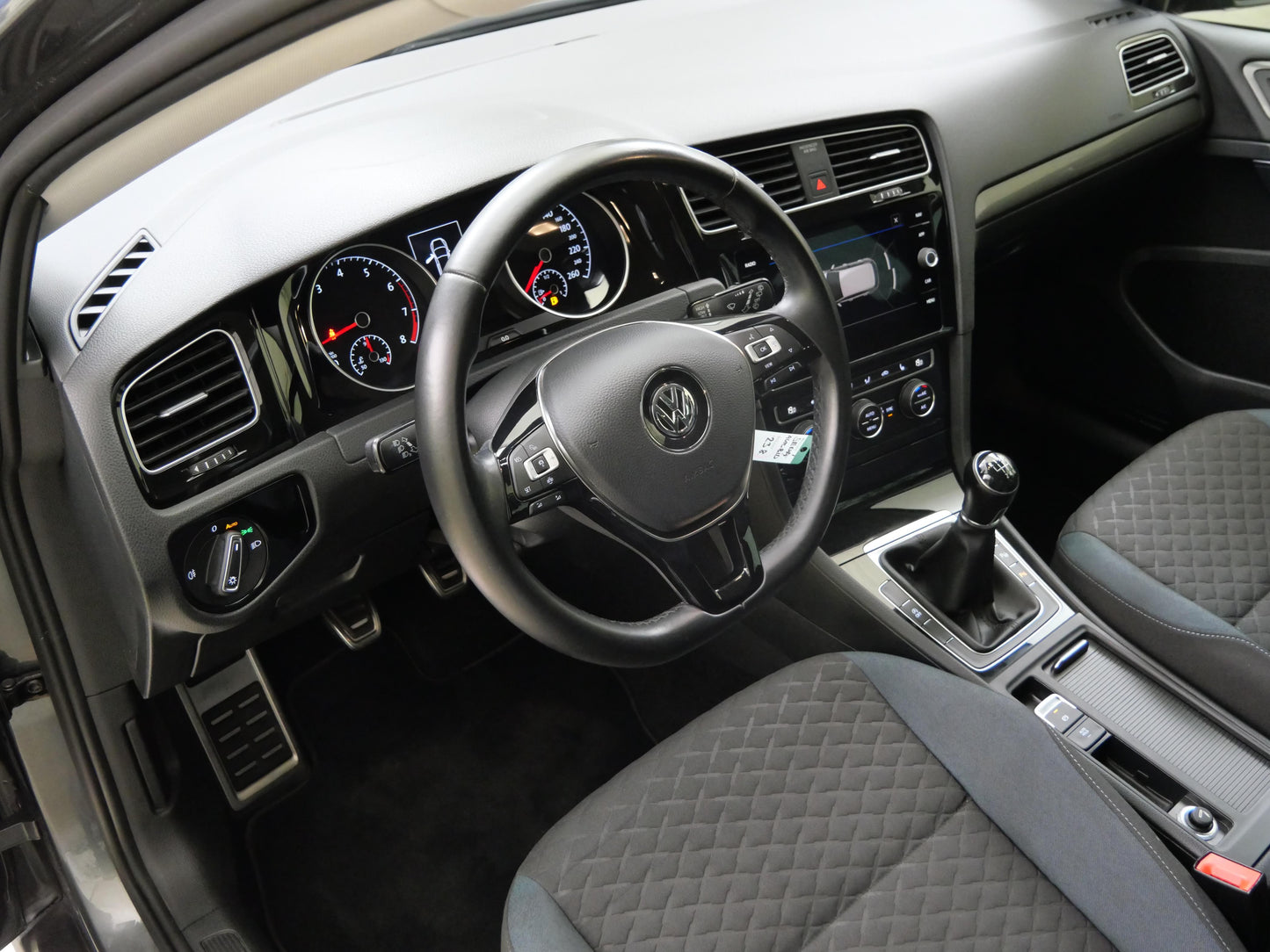 Volkswagen Golf 1.0 TSI 85 kW Comfortline
