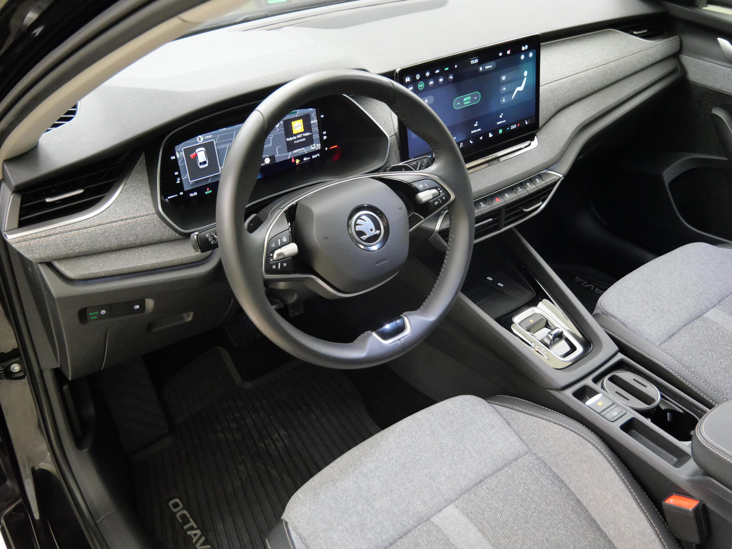 Škoda Octavia 1.5 eTSI 110 kW Top Selection