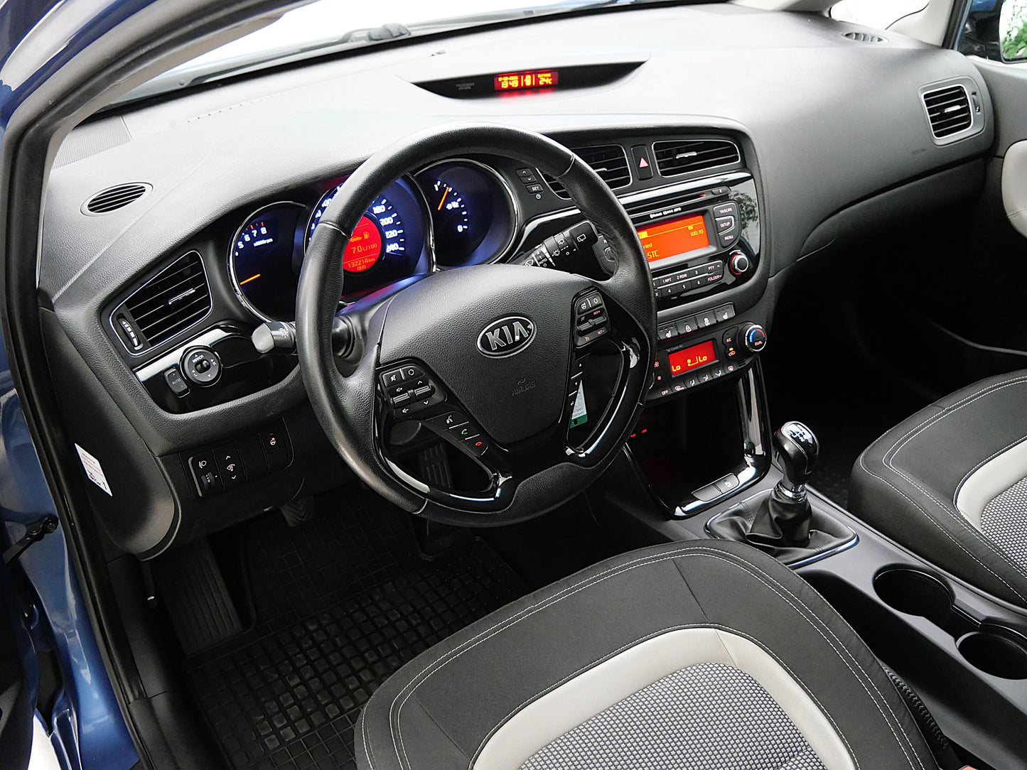 Kia Cee´d 1.4 CVVT 73 kW Exclusive