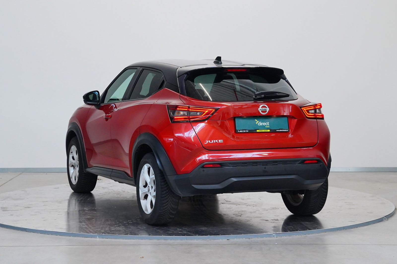 Nissan Juke 1.0 DIG-T 84 kW N-Connecta – foto 4