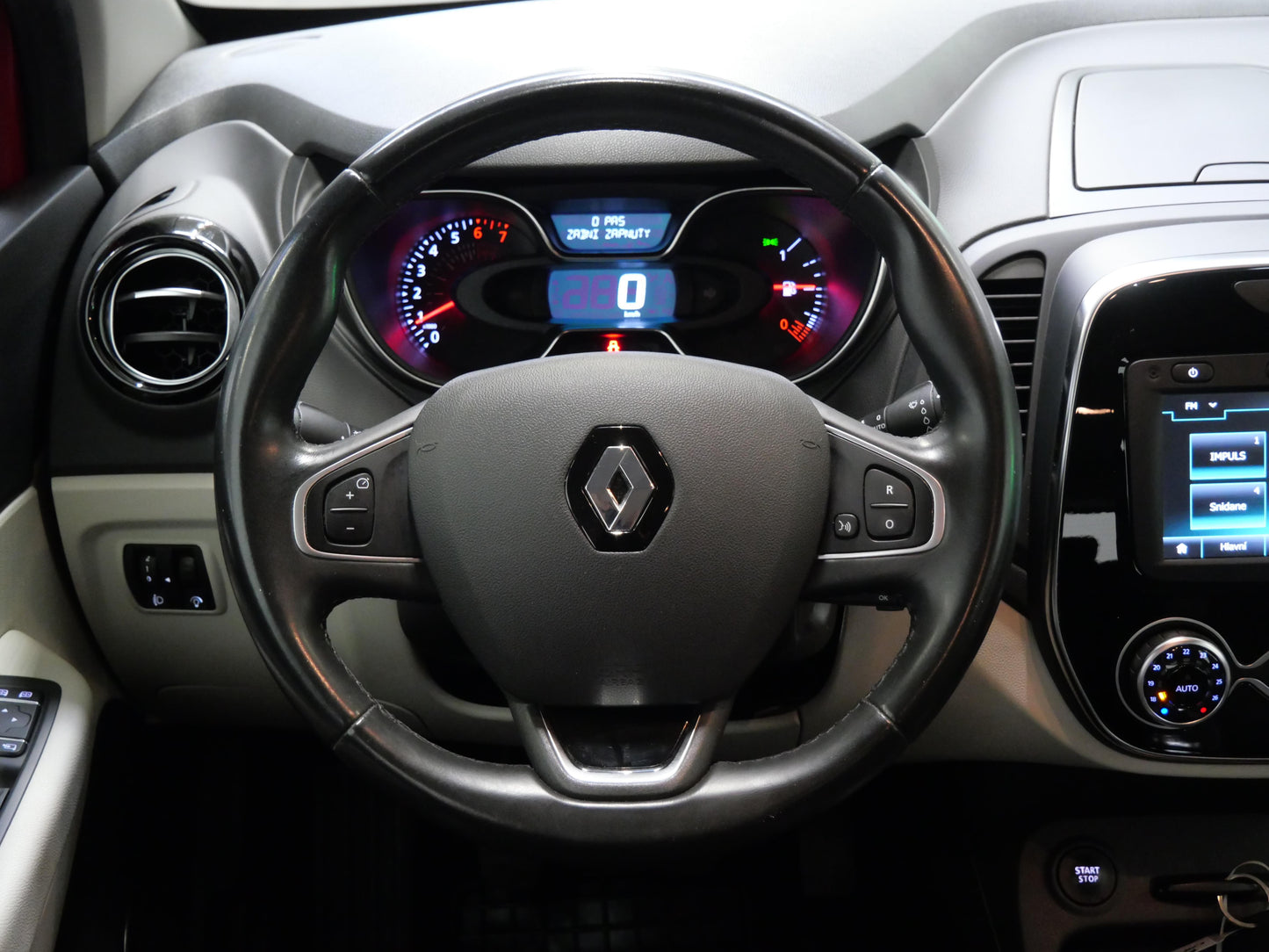 Renault Captur 0.9 TCe 66 kW Intens