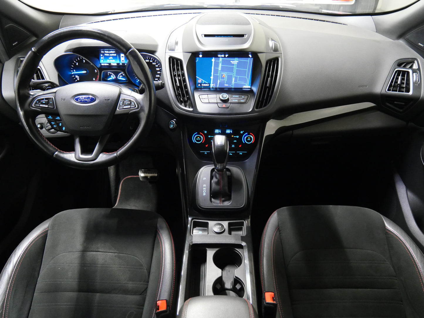 Ford Kuga 2.0 TDCI 110 kW ST-Line 4x4