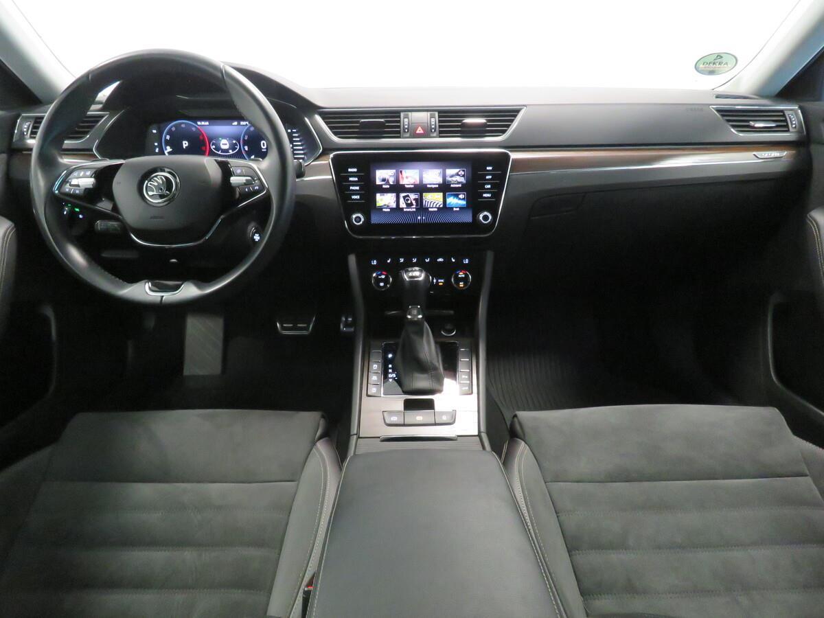 Škoda Superb 2.0 TDI 147 kW DSG 4x4 Scout